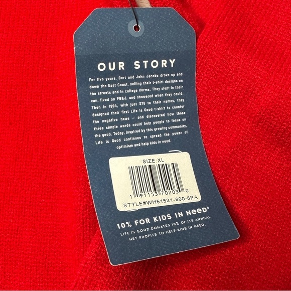 Life Is Good Red Hoodie Sweater Dog Snow Winter Women Size XL Knit NWT - Picture 3 of 6